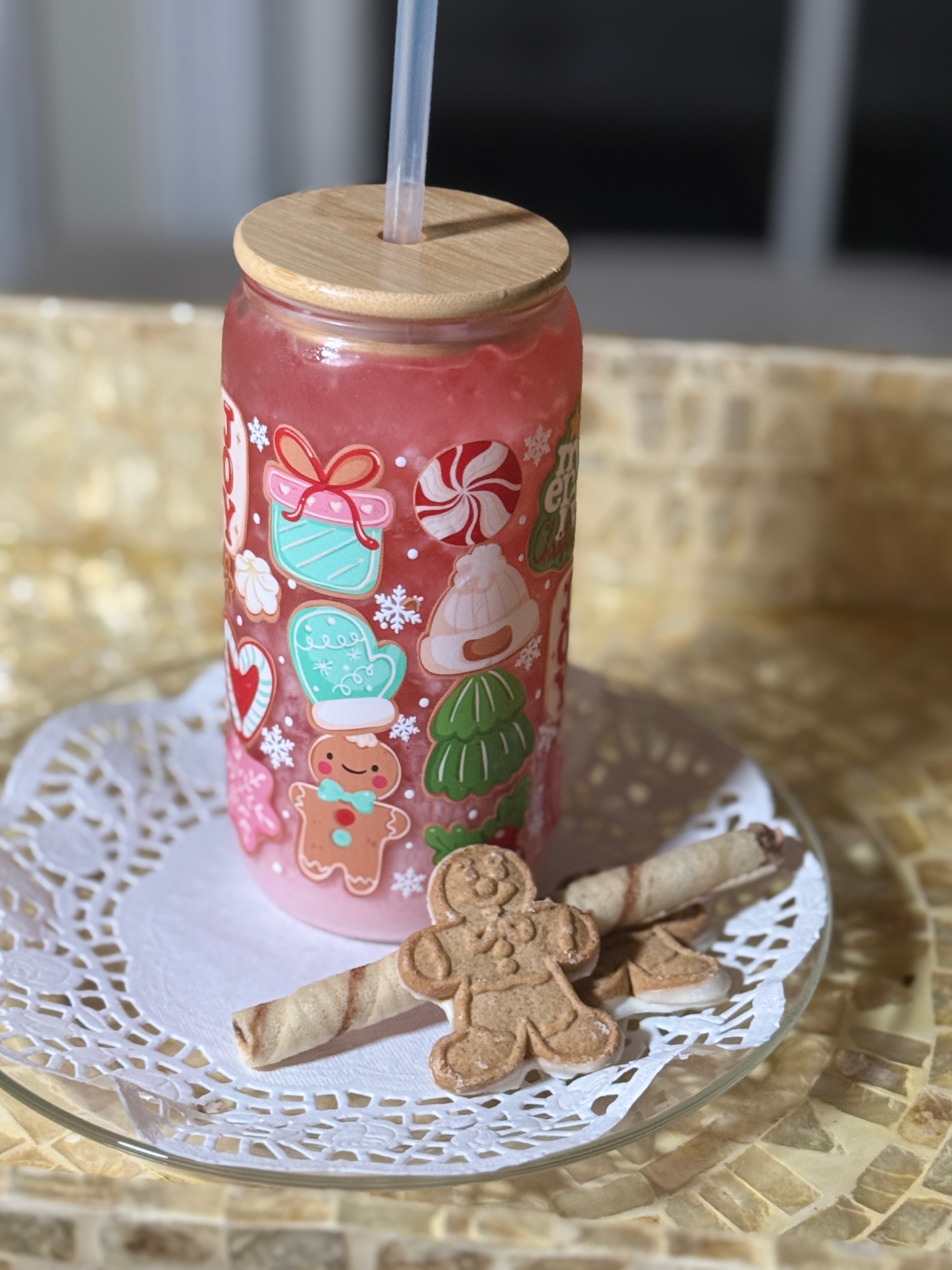 Pastel Gingerbread Joy 16oz Can Glass – Christmas Cup with Bamboo Lid